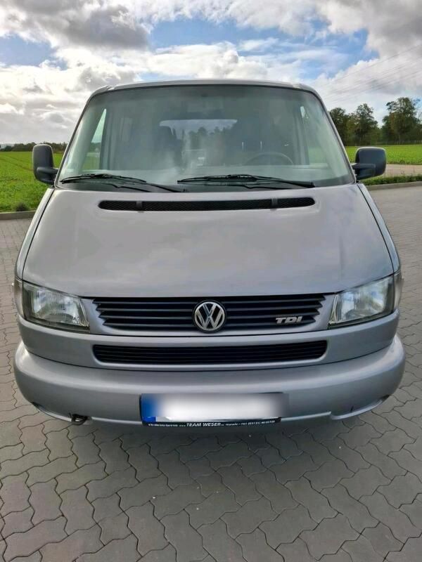 Grau Gebraucht 1998 VW T4 Van | 12.999 € - Bild 1/4