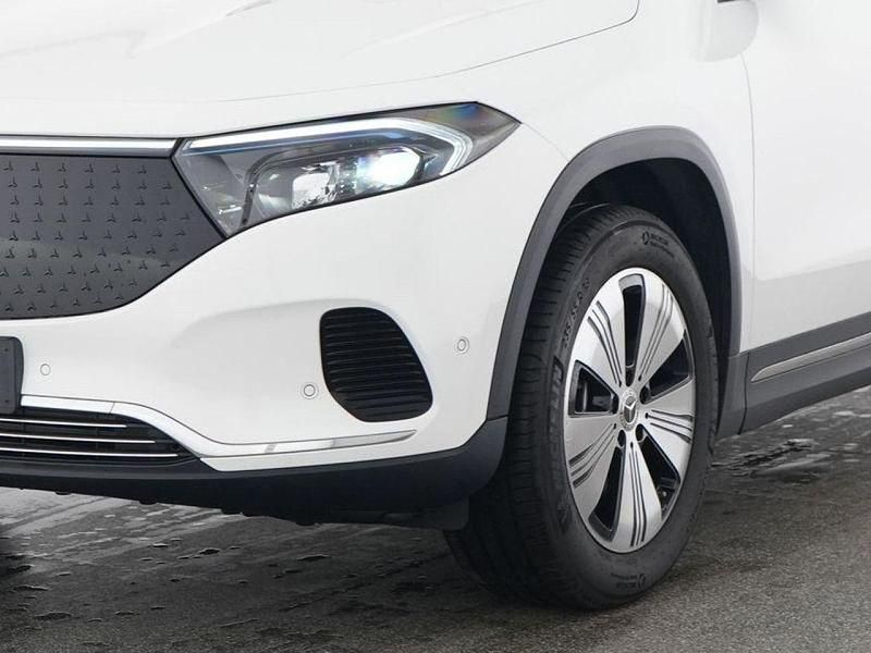 Gebraucht Mercedes EQA300 Progressive 167 kW (228 PS) 2025 Polarweiß SUV