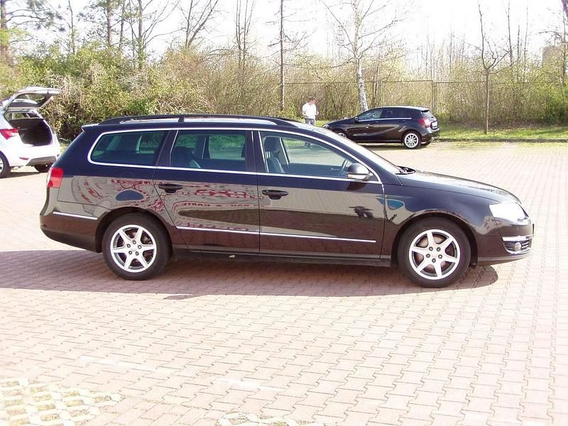 Gebraucht VW Passat Comfortline 110 PS (80 kW) 2010 Schwarz Kombi