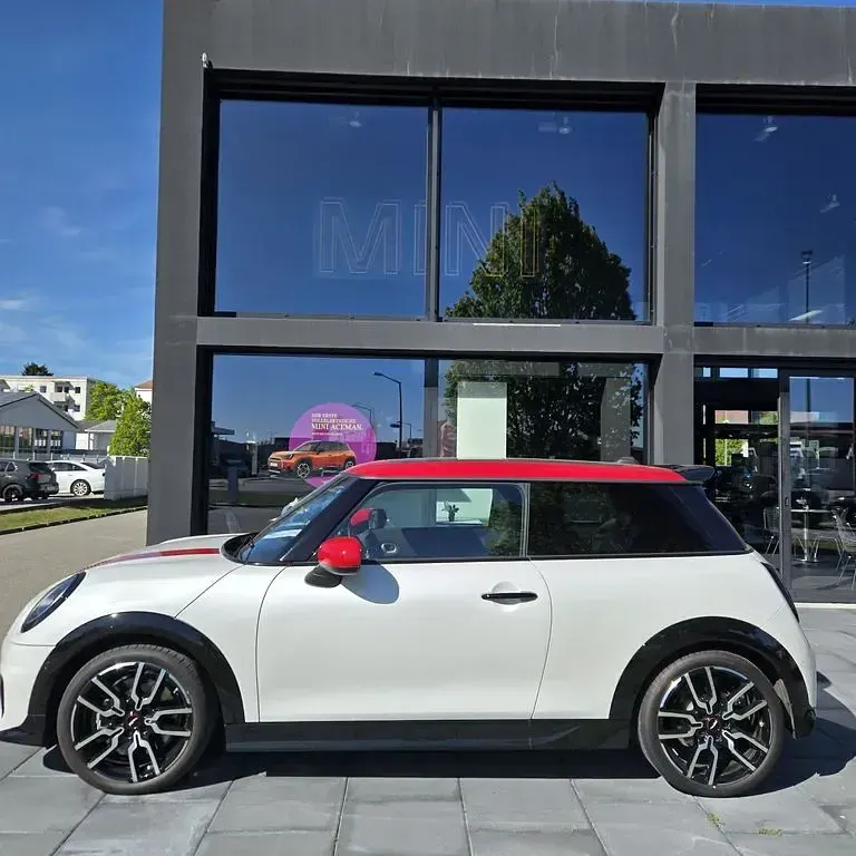 Gebraucht Mini John Cooper Works 204 PS (150 kW) 2024 Weiß Kleinwagen