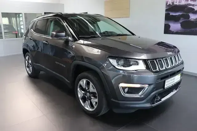Second-hand Jeep Compass Altitude 241 CP (177 kW) 2017 Alb SUV