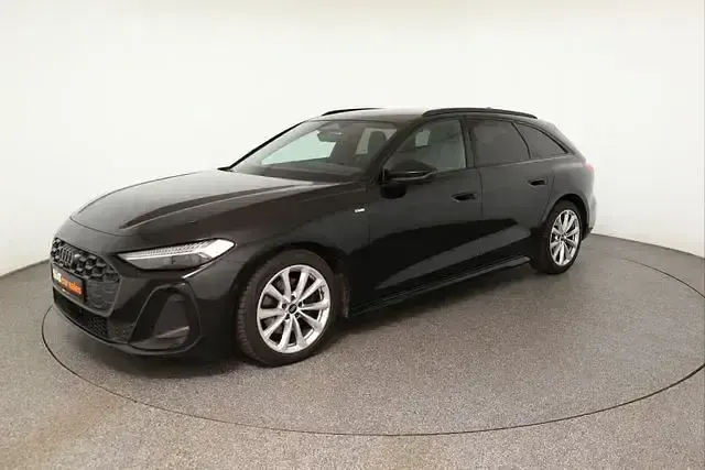 Gebraucht Audi A5 S-Line 204 PS (150 kW) 2025 Schwarz Kombi