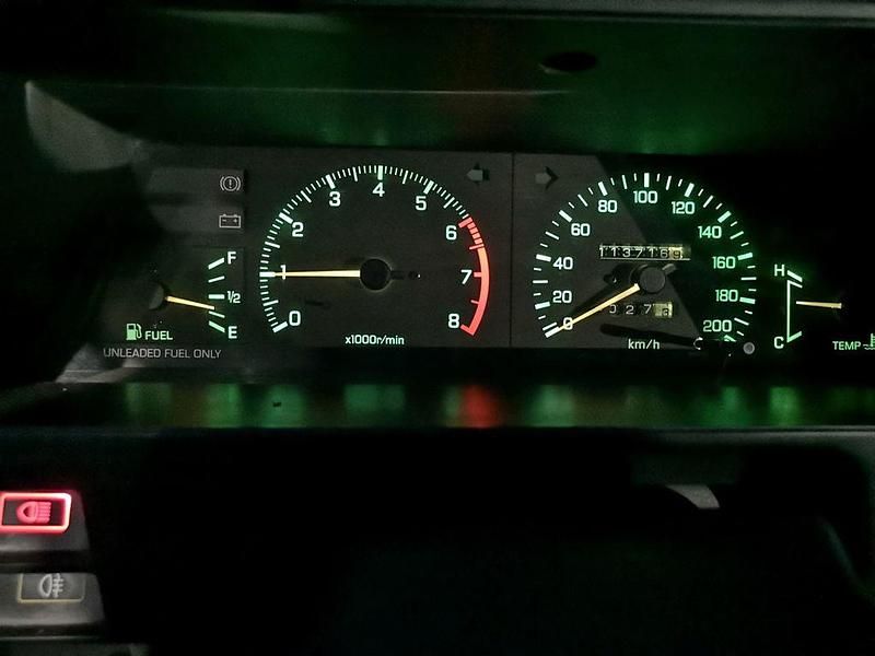 Gebraucht Nissan Sunny 90 PS (66 kW) 1989 Rot