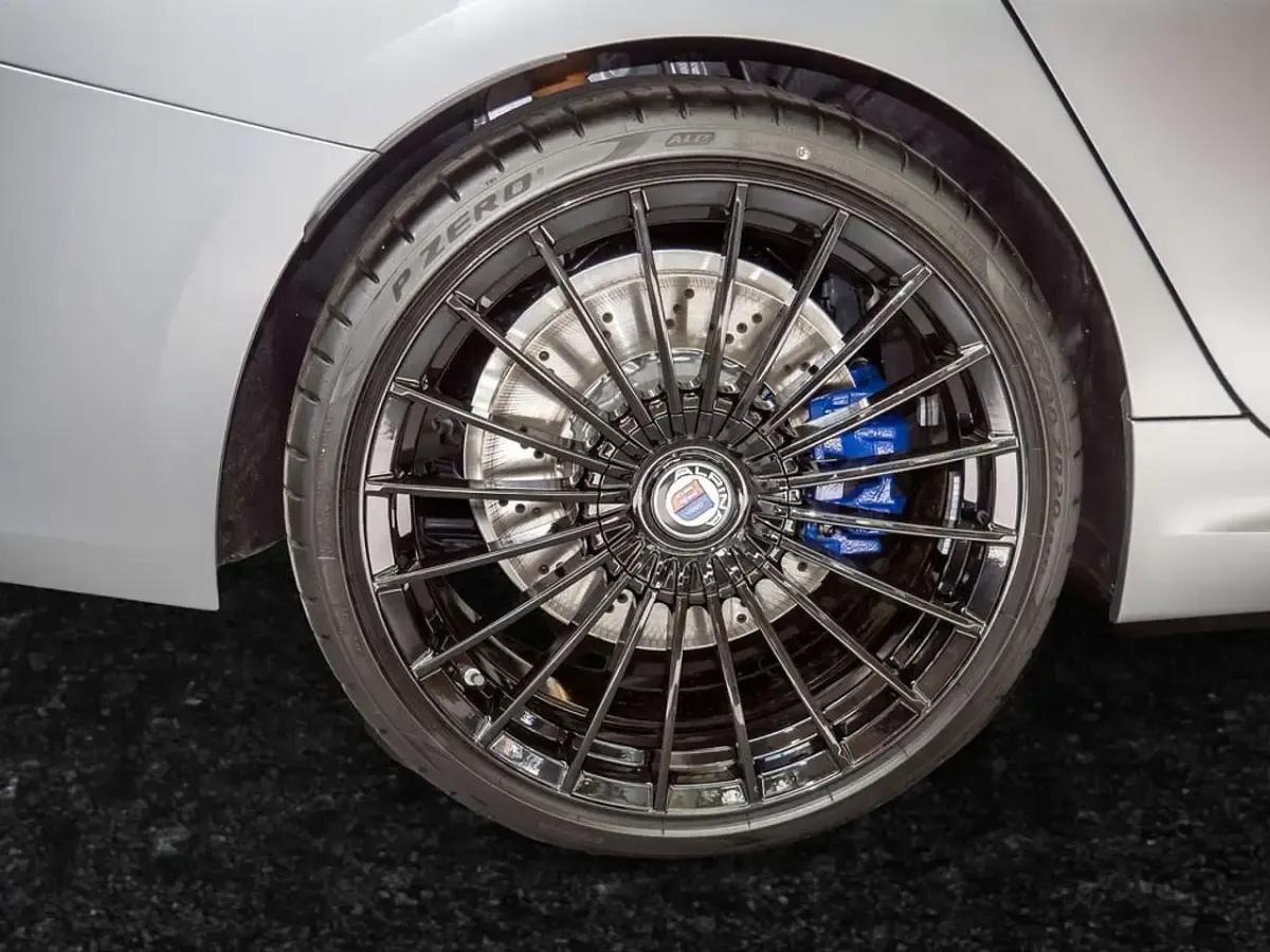 Neu Alpina B3 529 PS (389 kW) 2026 Frozen pure grey Limousine