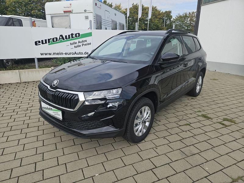 Neu Skoda Karoq Selection 150 PS (110 kW) 2025 Schwarz SUV
