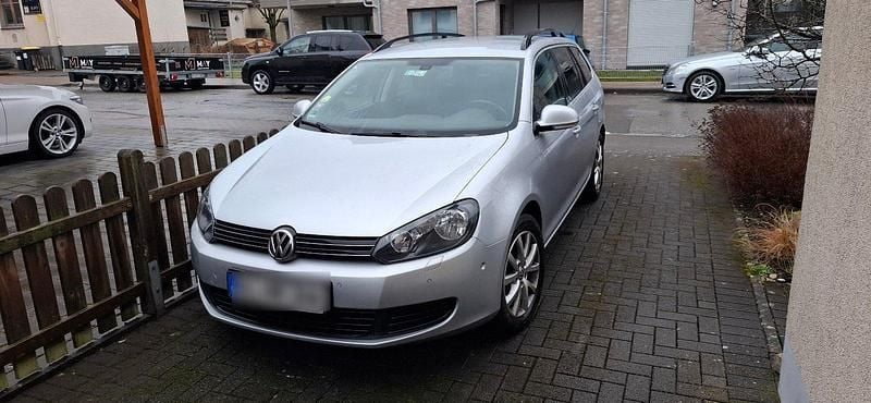Gebraucht VW Golf VII Comfortline 105 PS (77 kW) 2013 Silber Kombi
