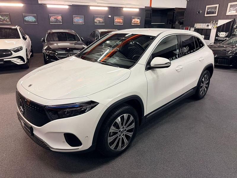 Gebraucht Mercedes EQA250+ Progressive 139 kW (190 PS) 2025 Weiß SUV