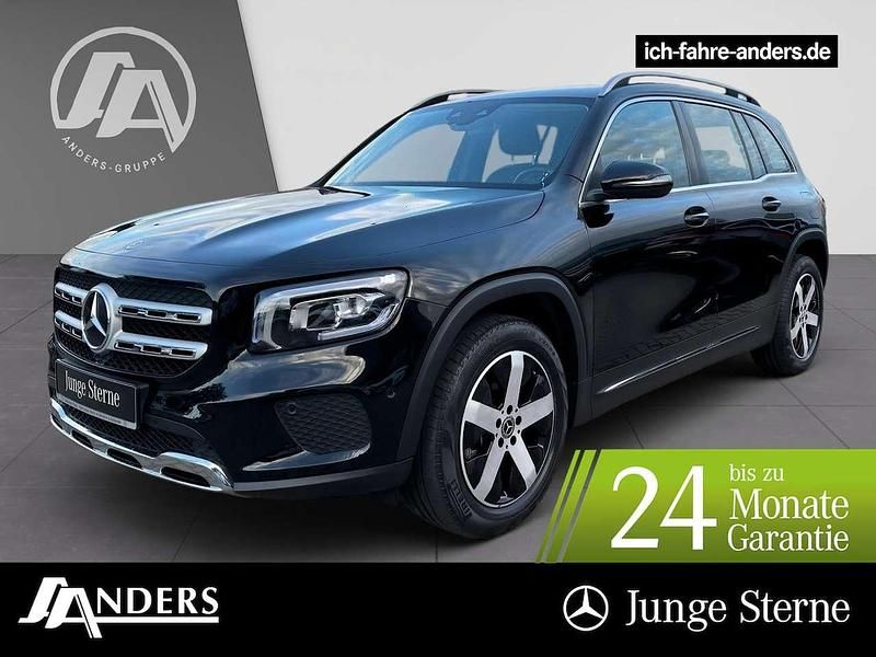 Nachtschwarz Gebraucht 2023 Mercedes GLB220 Progressive SUV | 40.844 € (Etwas zu teuer) - Bild 1/3