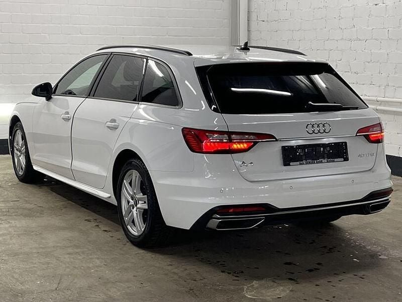 Gebraucht Audi A4 Advanced Plus 204 PS (150 kW) 2022 Weiß Kombi