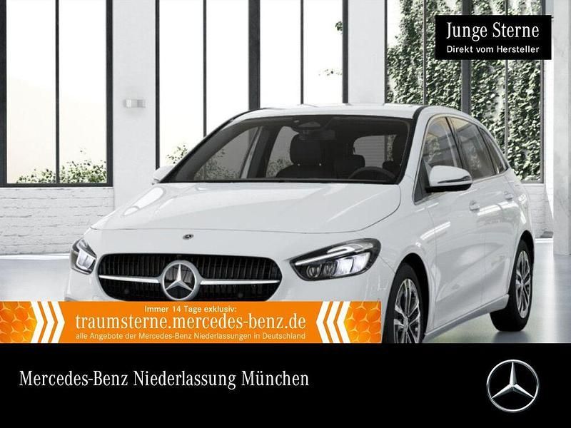 Weiß Gebraucht 2024 Mercedes 200 Advanced Limousine | 29.990 € (Superpreis) - Bild 1/3