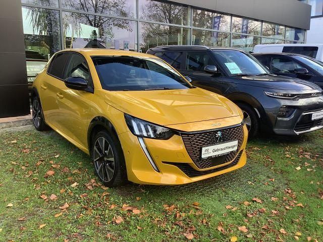 Faro gelb metallic Gebraucht 2021 Peugeot e-208 GT Kleinwagen | 16.990 € (Fairer Preis) - Bild 1/4