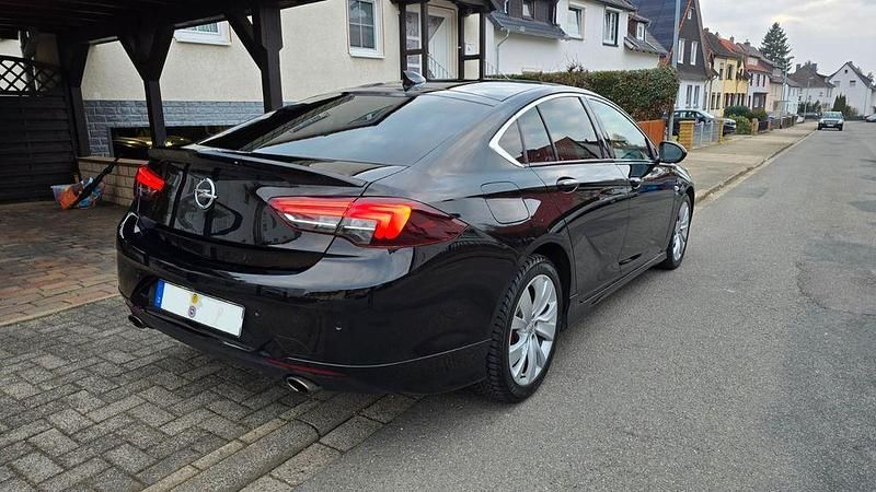 Gebraucht Opel Insignia 260 PS (191 kW) 2017 Schwarz Limousine