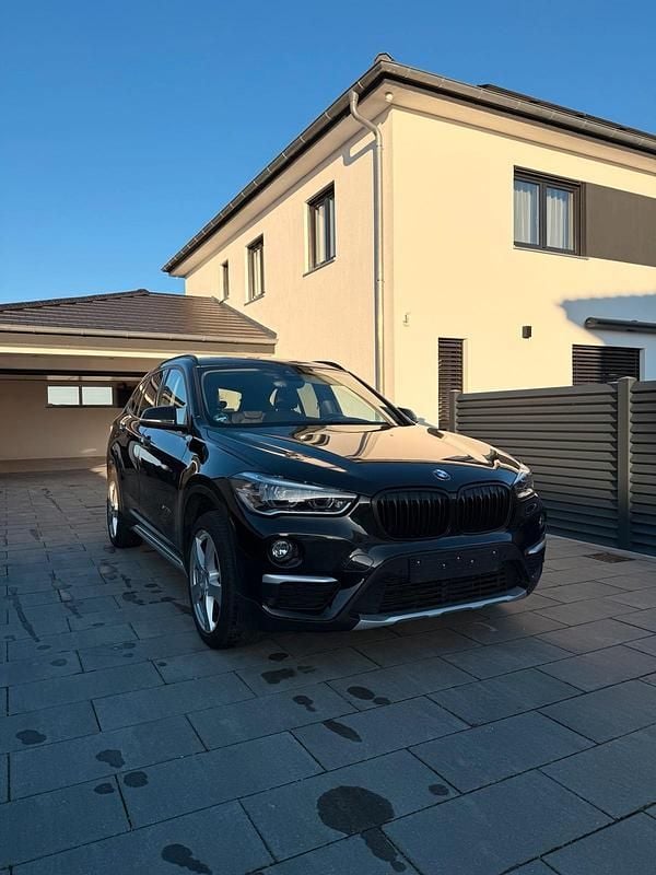 Usata BMW X1 150 CV (110 kW) 2017 Nero SUV