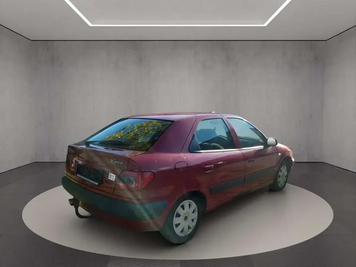 Gebraucht Citroën Xsara 101 PS (74 kW) 1999 Rot Limousine