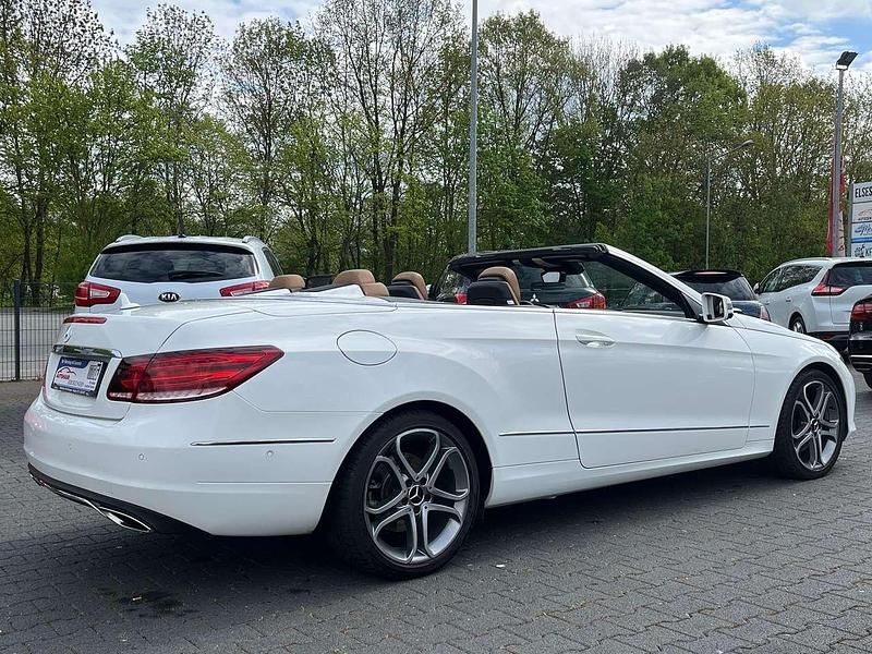 Second-hand Mercedes E250 211 CP (155 kW) 2013 Alb Cabrio