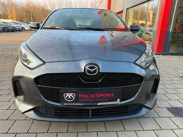 Gebraucht Mazda 2 Center-Line 92 PS (67 kW) 2024 Grau Limousine