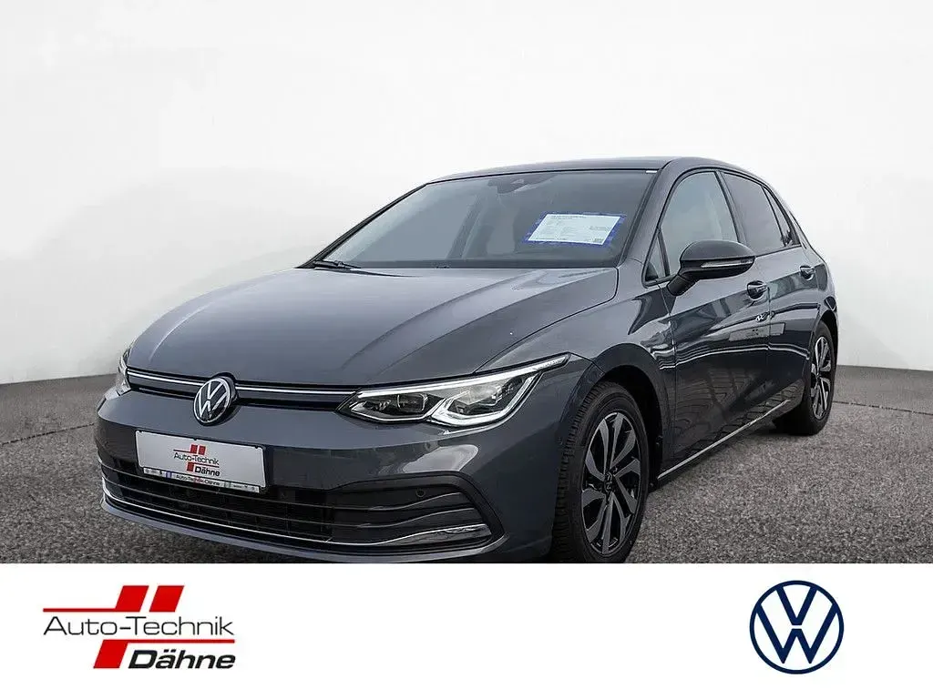 Gebraucht VW Golf VIII Active 150 PS (110 kW) 2022 Limousine