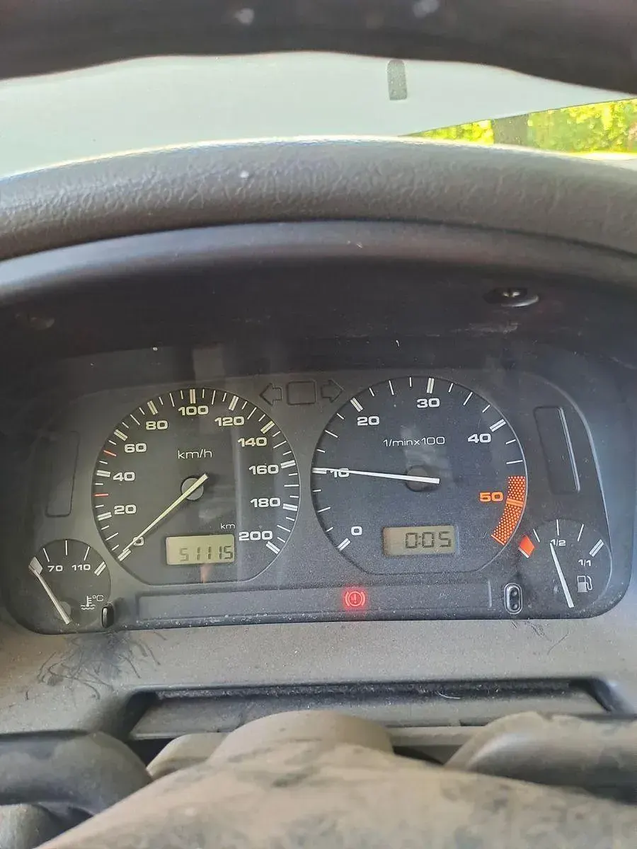 Gebraucht VW Caddy 64 PS (47 kW) 1999 Weiß Van / Kleinbus