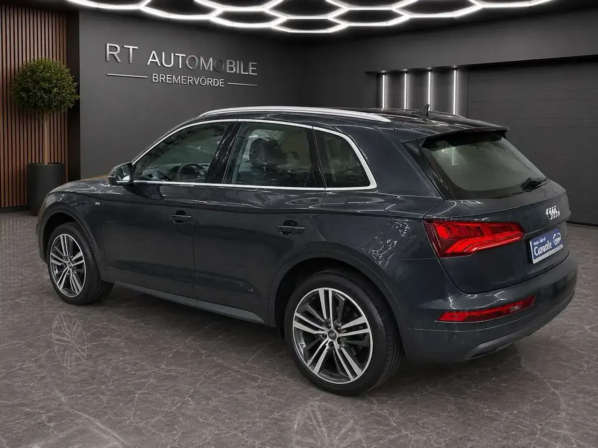 Gebraucht Audi Q5 Sport 190 PS (139 kW) 2018 Manhattangrau SUV