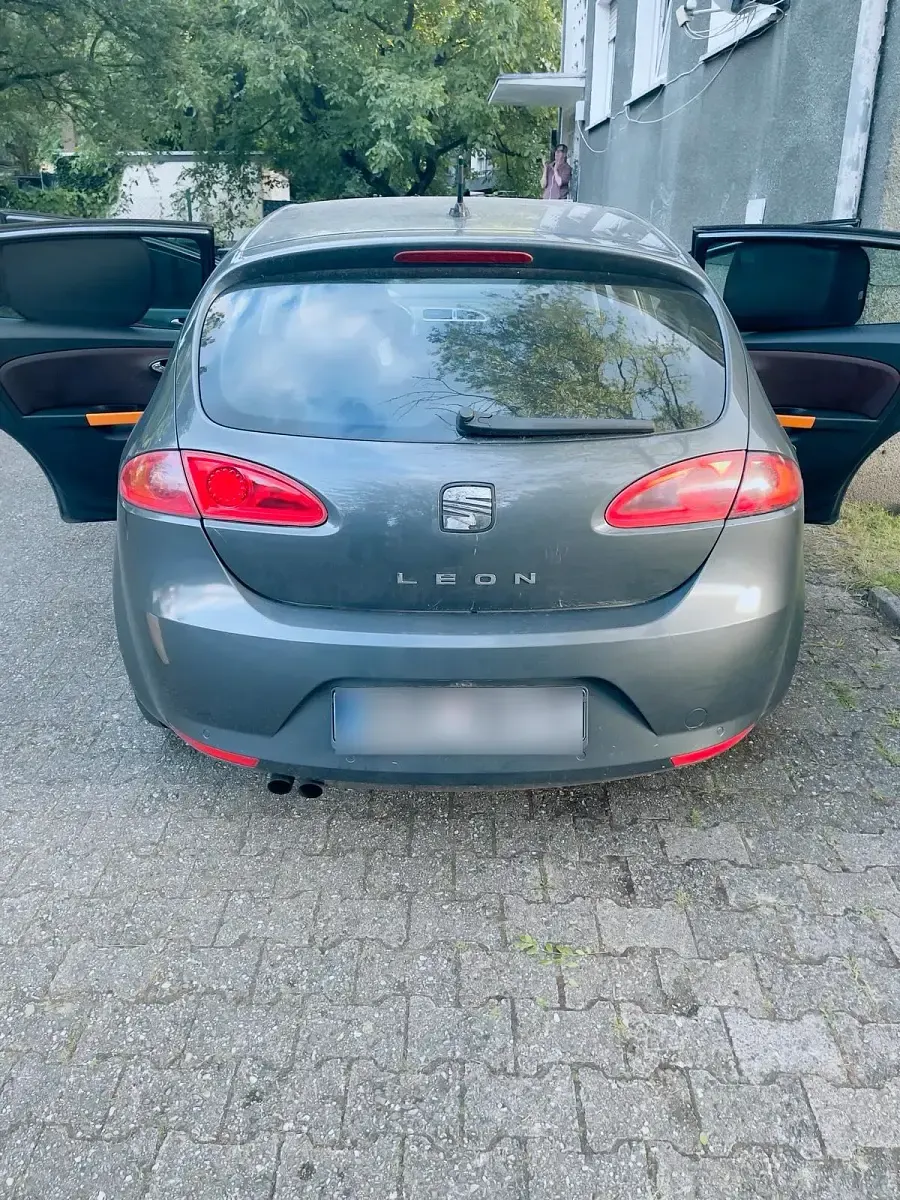 Gebraucht Seat Leon 159 PS (116 kW) 2006 Grau Kleinwagen