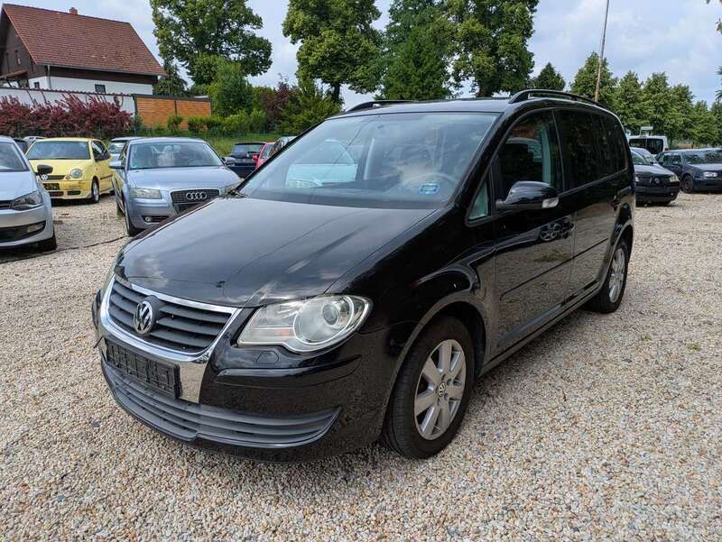 Deep black perleffekt Gebraucht 2007 VW Touran Trendline Van / Kleinbus | 2.990 € (Guter Preis) - Bild 1/4