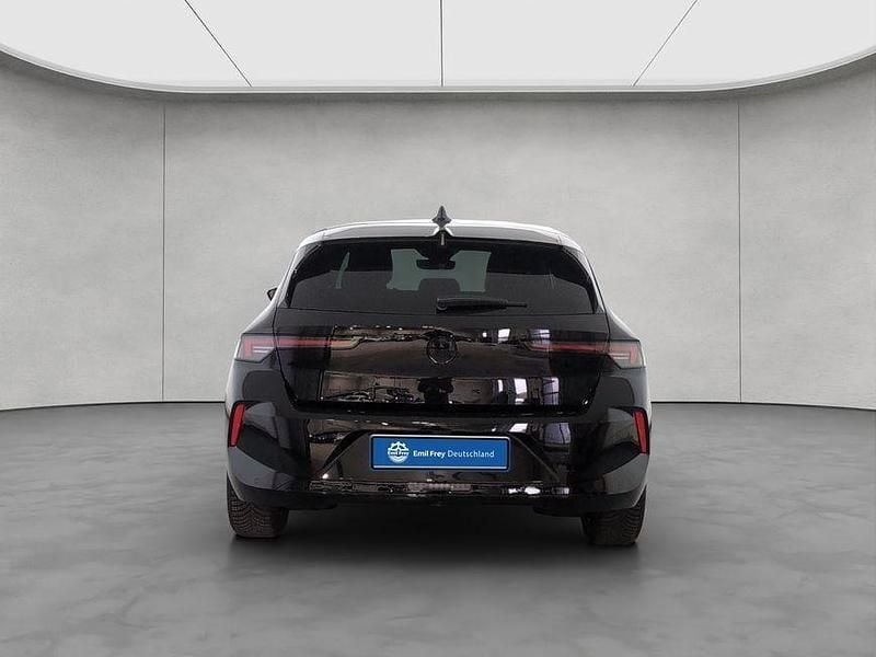 Gebraucht Opel Astra 131 PS (96 kW) 2025 Schwarz Limousine