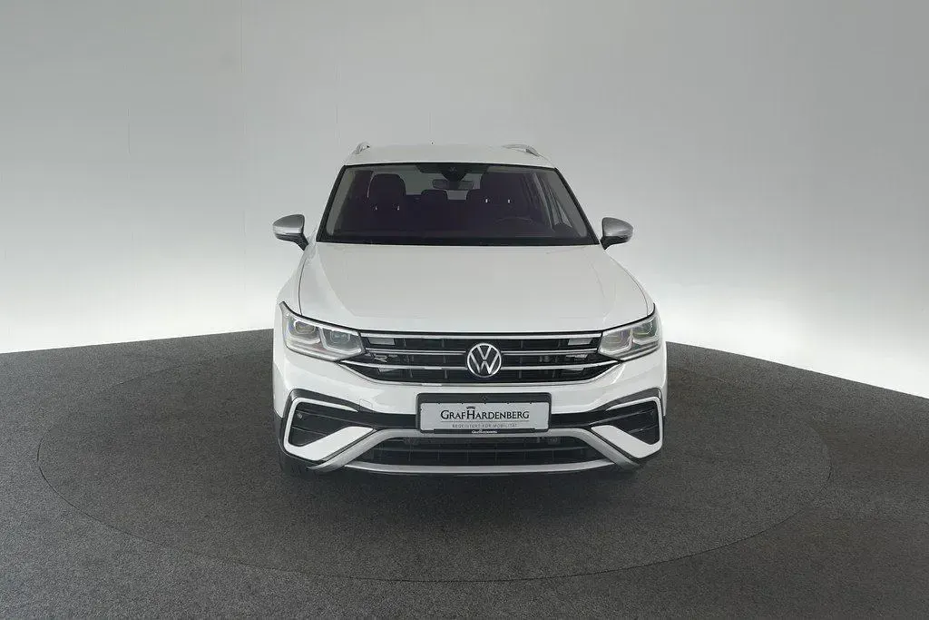 Gebraucht VW Tiguan Allspace Elegance 190 PS (139 kW) 2024 Weiß SUV