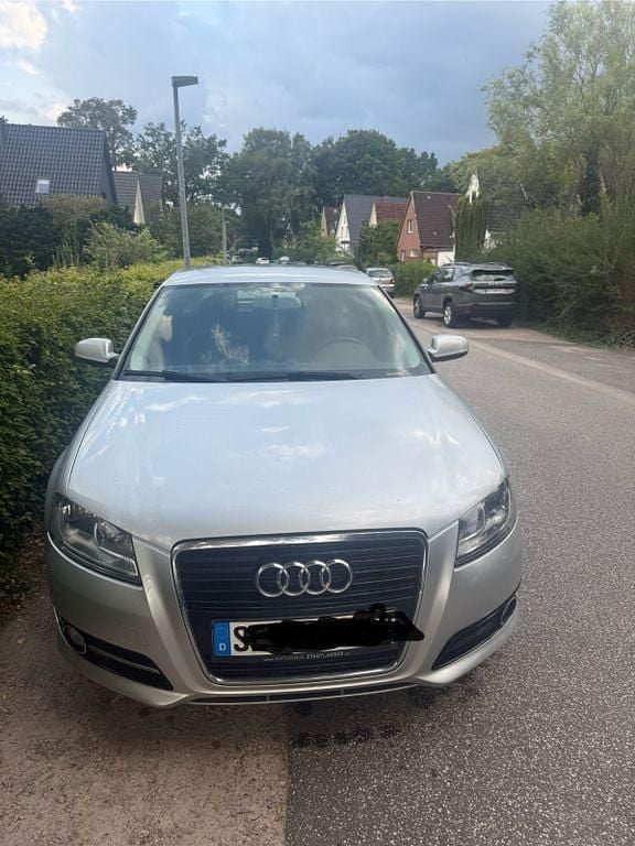 Gebraucht Audi A3 Attraction 125 PS (91 kW) 2011 Grau Kleinwagen