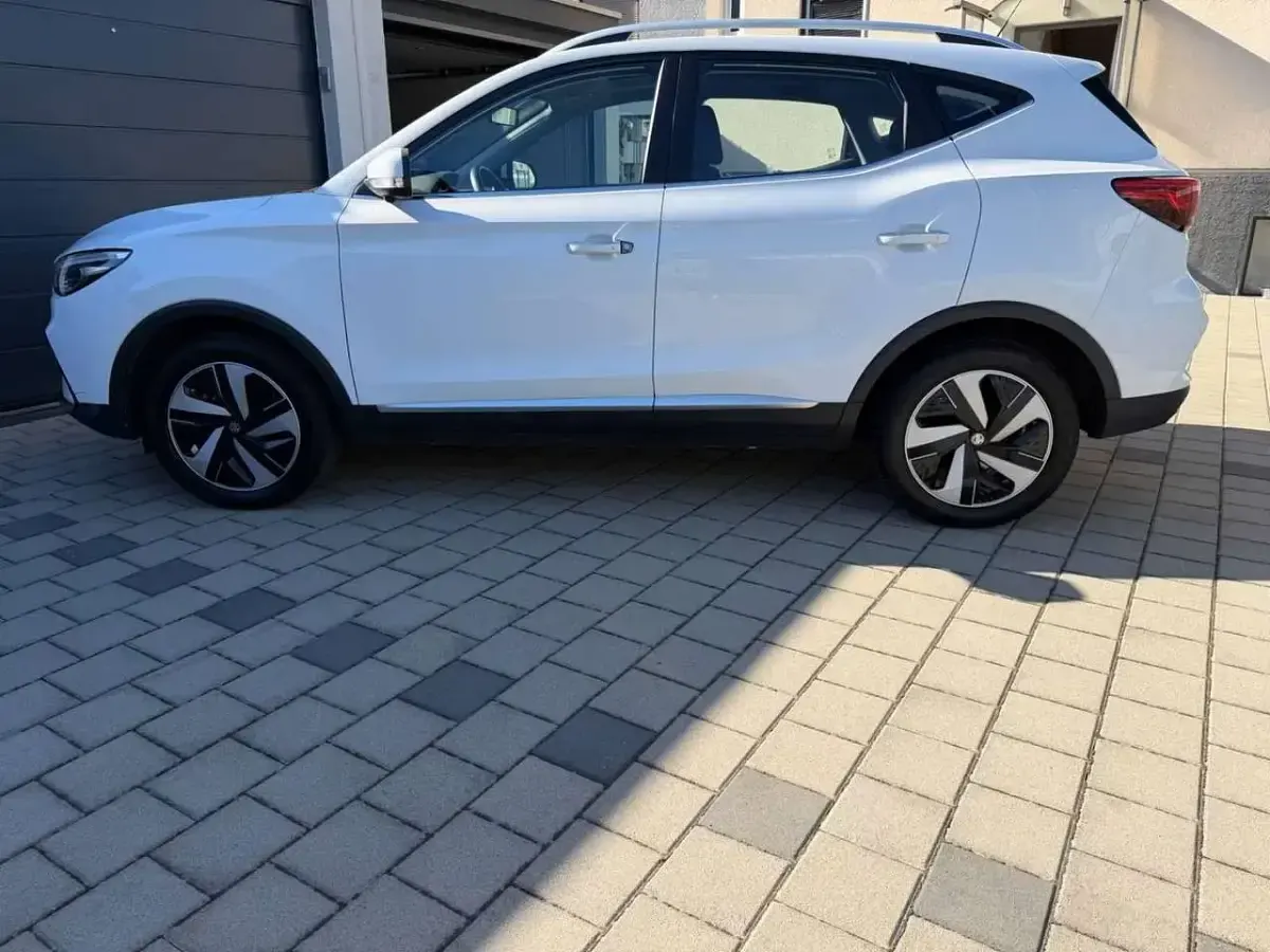 Gebraucht MG ZS Luxury 130 kW (177 PS) 2024 Weiß SUV