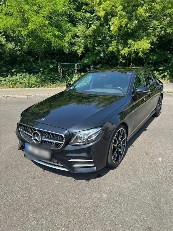 Schwarz Gebraucht 2017 Mercedes E43 AMG AMG Limousine | 32.500 € (Guter Preis) - Bild 1/4
