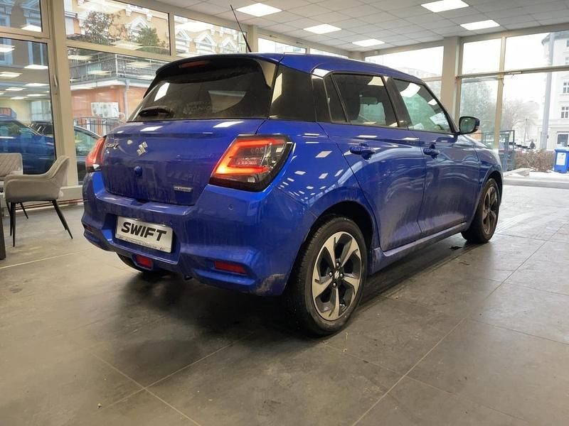 Gebraucht Suzuki Swift Comfort+ 83 PS (61 kW) 2024 Blau Kleinwagen