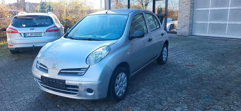 Grau Gebraucht 2006 Nissan Micra Kleinwagen | 1.490 € (Fairer Preis) - Bild 1/4
