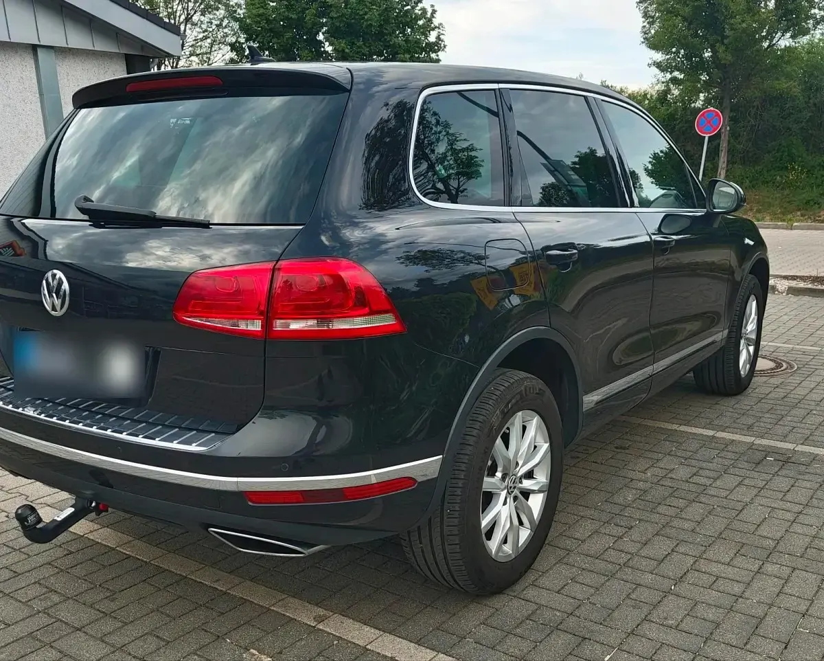 Gebraucht VW Touareg 204 PS (150 kW) 2015 Schwarz SUV