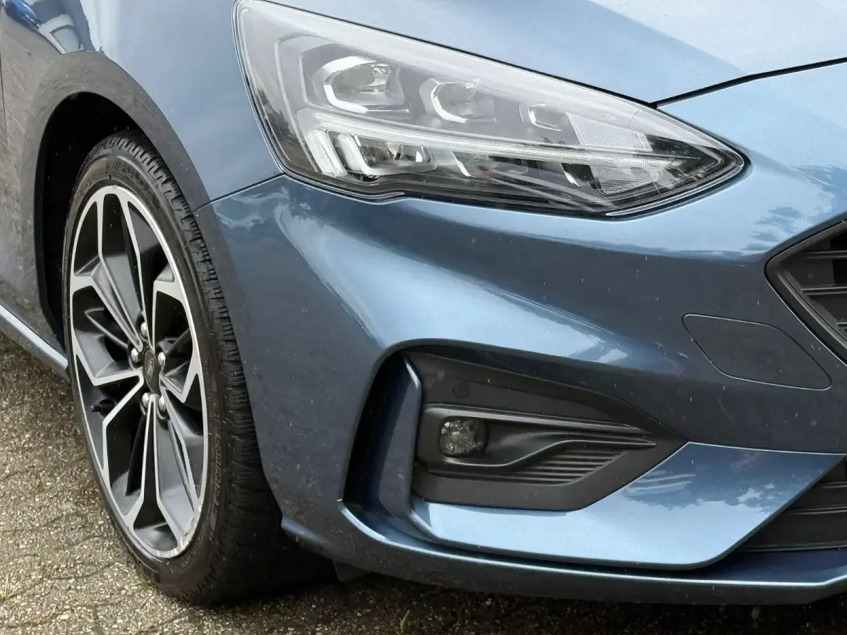 Gebraucht Ford Focus ST-Line 150 PS (110 kW) 2019 Blau Kombi