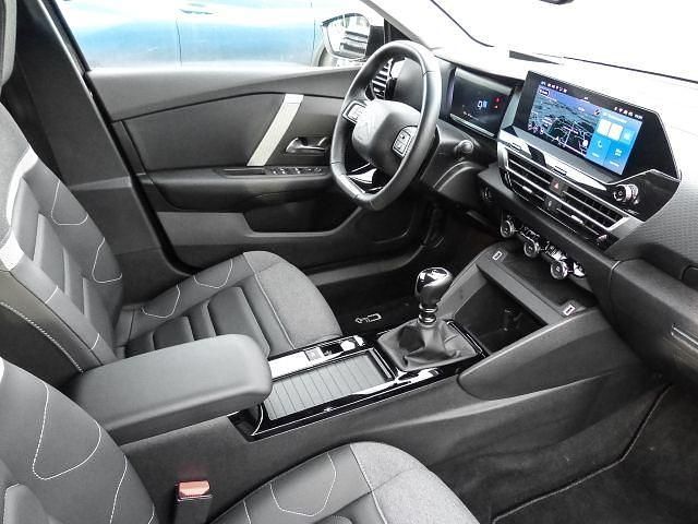 Gebraucht Citroën C4 Shine 131 PS (96 kW) 2023 Grau SUV