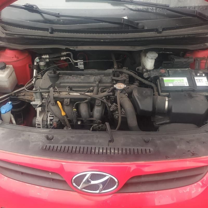 Gebraucht Hyundai i20 101 PS (74 kW) 2009 Rot Kleinwagen