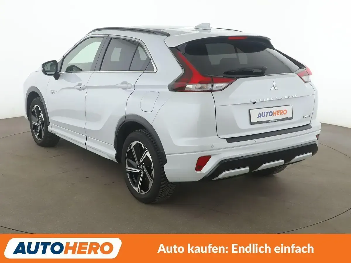 Gebraucht Mitsubishi Eclipse Cross Top 188 PS (138 kW) 2023 Weiß SUV