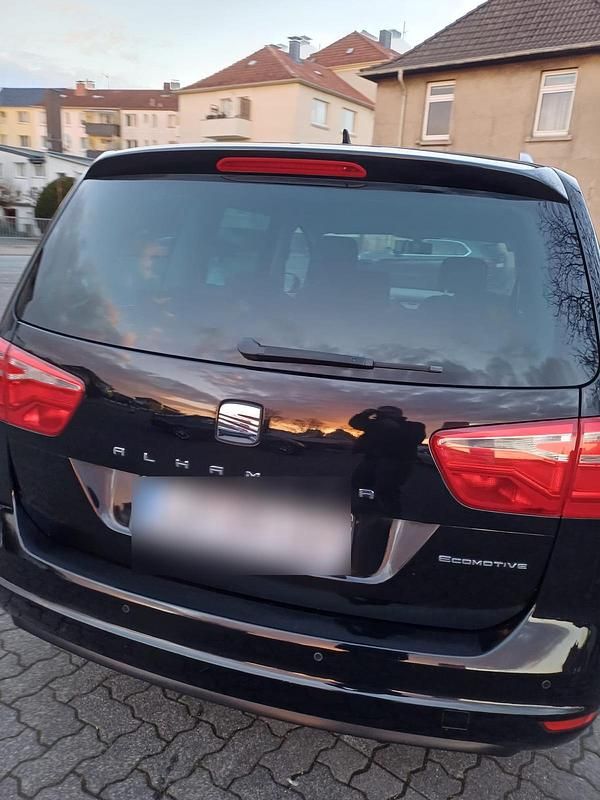 Gebraucht Seat Alhambra 140 PS (102 kW) 2014 Schwarz Van / Kleinbus