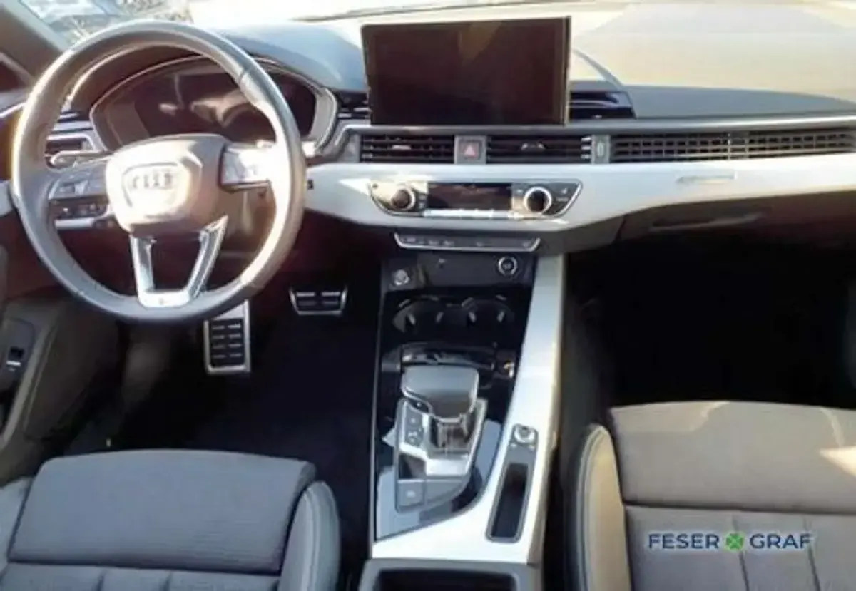 Gebraucht Audi A4 S-Line 265 PS (194 kW) 2023 Mythosschwarz metallic Kombi