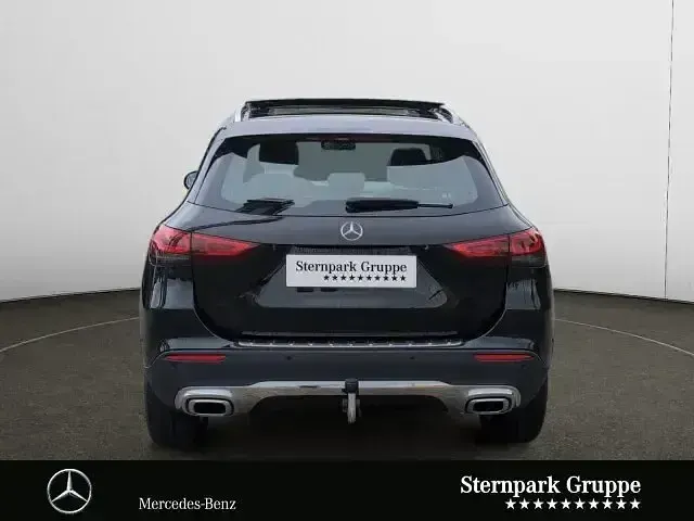 Gebraucht Mercedes GLA200 Progressive 163 PS (119 kW) 2022 Lack kosmosschwarz SUV