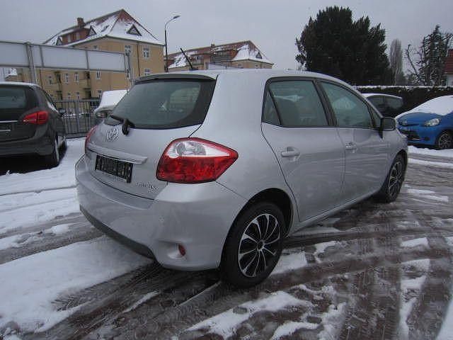 Gebraucht Toyota Auris Life+ 132 PS (97 kW) 2010 Kleinwagen