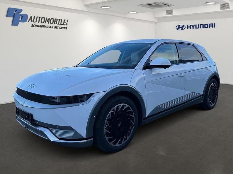 Weiß Gebraucht 2023 Hyundai Ioniq 5 SUV | 45.990 € - Bild 1/4