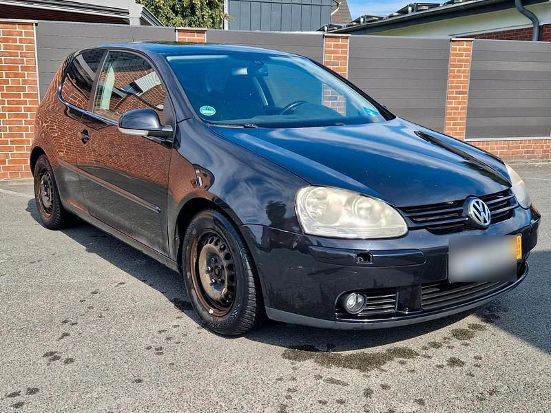 Schwarz Gebraucht 2009 VW Golf VI Kleinwagen | 800 € (Superpreis) - Bild 1/4