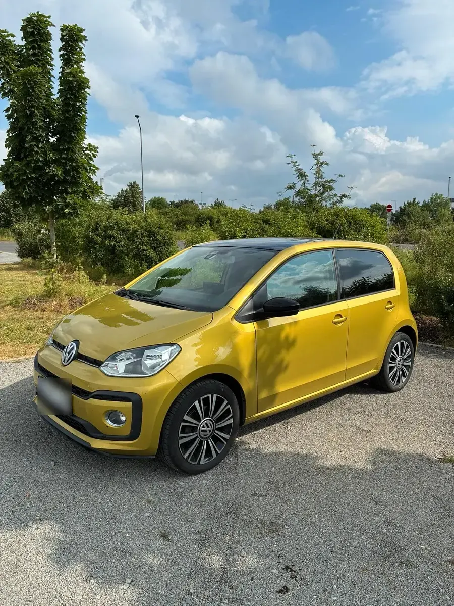 Gebraucht VW up! Highline 90 PS (66 kW) 2017 Gold Kleinwagen