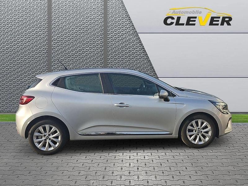 Gebraucht Renault Clio V Intens 91 PS (66 kW) 2022 Silber Limousine
