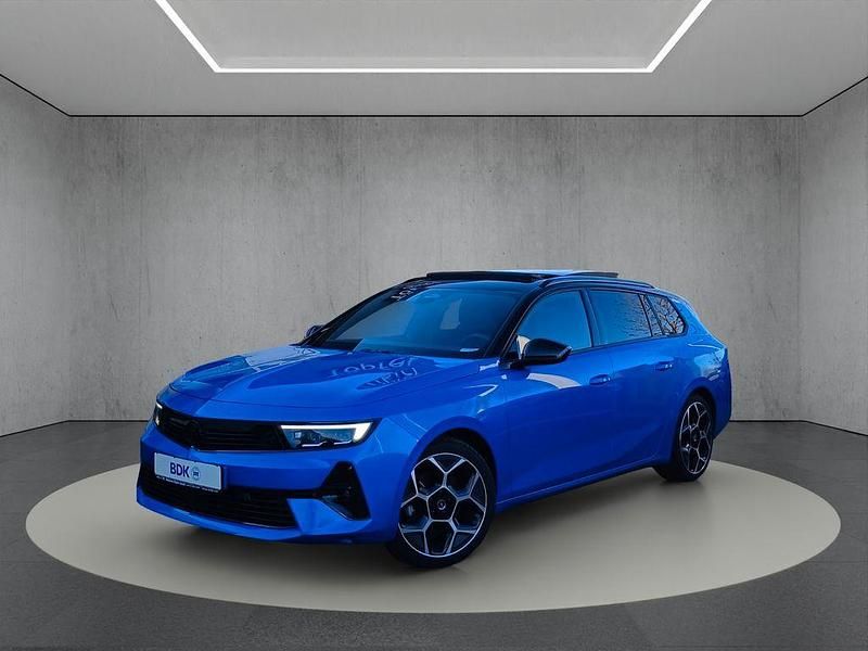 Gebraucht Opel Astra Ultimate 131 PS (96 kW) 2024 Premium "kobalt blau" Kombi