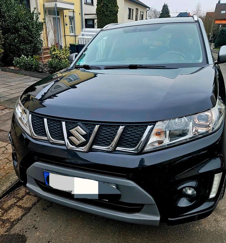 Gebraucht Suzuki Vitara Comfort 120 PS (88 kW) 2017 Schwarz SUV