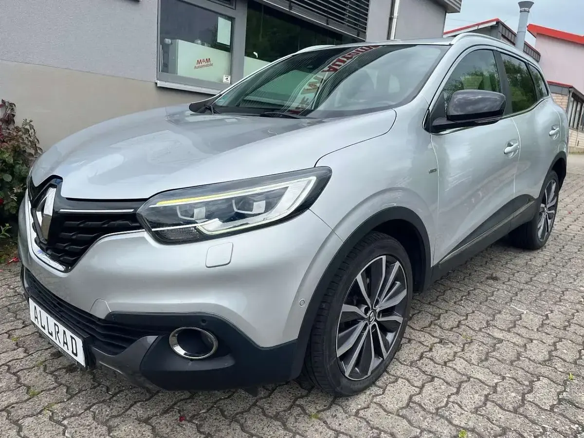 Gebraucht Renault Kadjar Bose Edition 131 PS (96 kW) 2018 Platingrau SUV