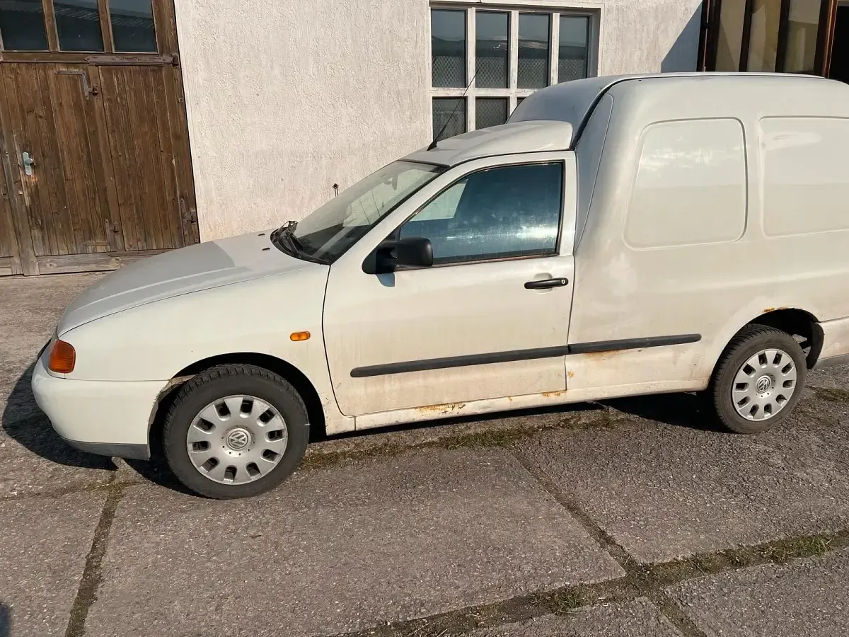 Brugt VW Caddy 64 HK (47 kW) 2002 Hvid MPV