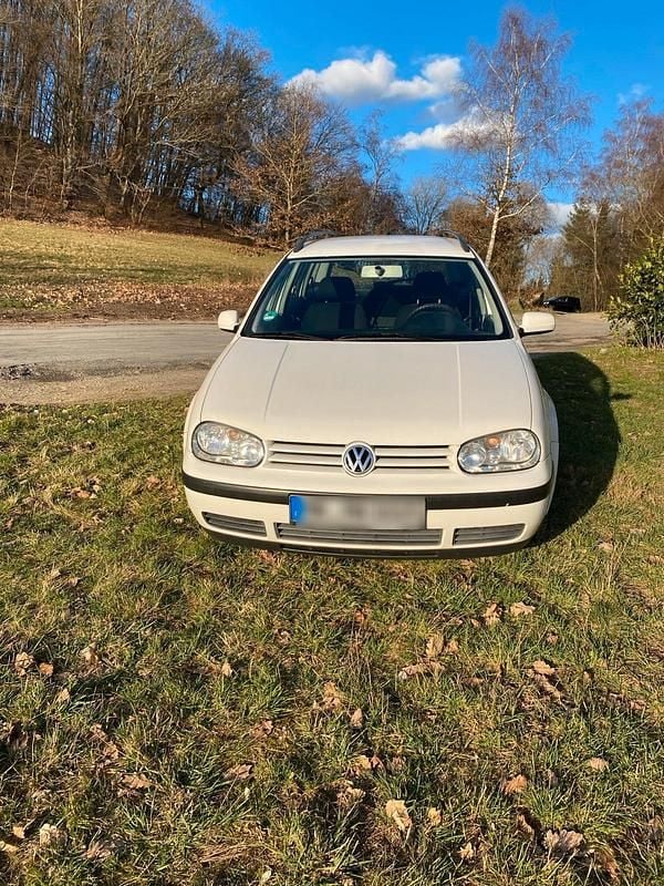 Gebraucht VW Golf IV 75 PS (55 kW) 2001 Weiß Kombi